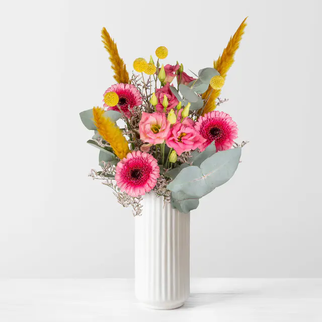 Rosa Schnittblumen-Mix mit Gerbera, Lisianthus & Pampasgras